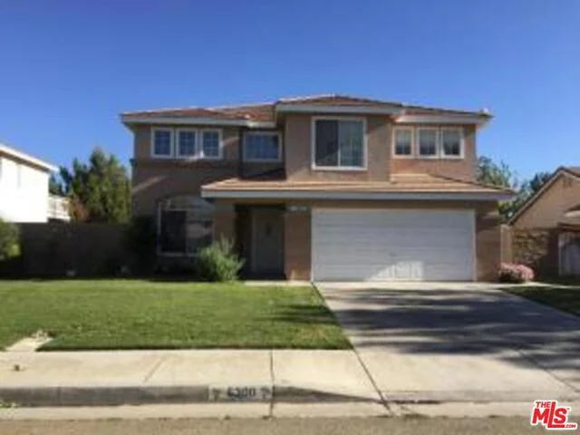6300 Avenue J4, Lancaster, CA 93536