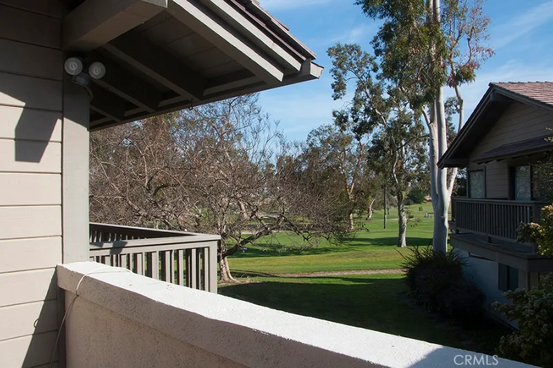 10 Flores, Irvine, CA 92612