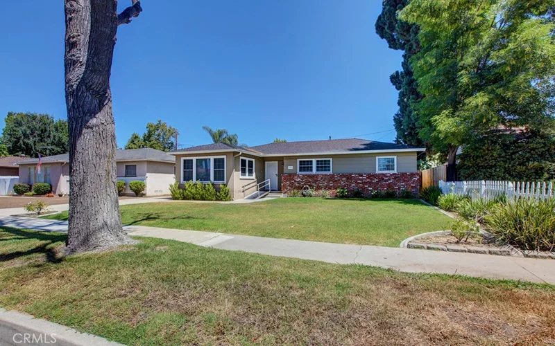 1009 Cherry, Santa Ana, CA 92706