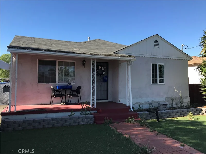 1027 Dolores, Wilmington, CA 90744
