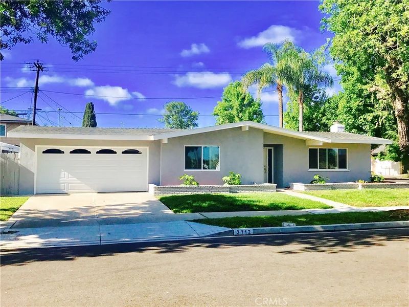 2712 San Carlos, Costa Mesa, CA 92626
