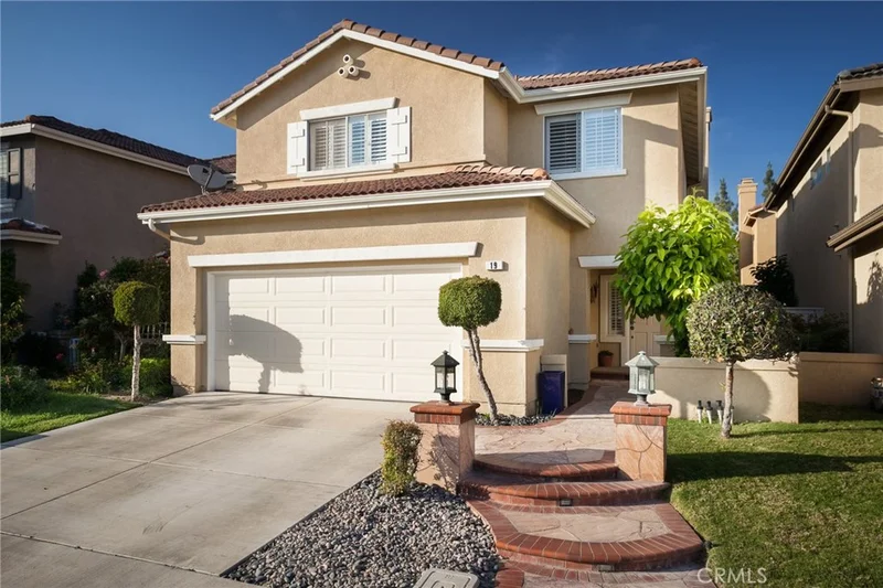 19 New Jersey, Irvine, CA 92606