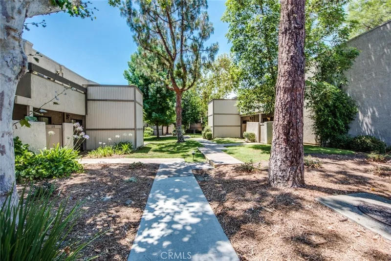 3026 Associated #102, Fullerton, CA 92835
