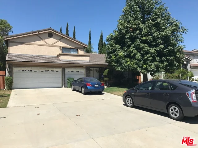 10115 White Oak, Northridge, CA 91325