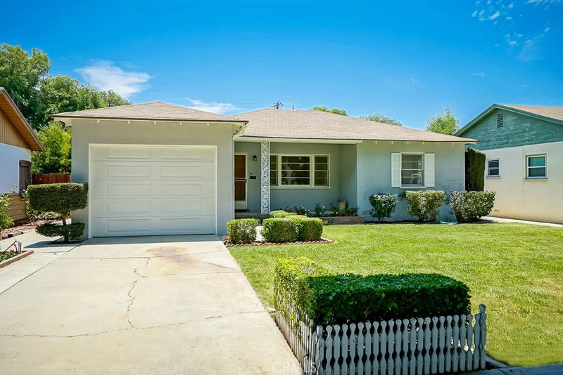 4628 Edgewood, Riverside, CA 92506