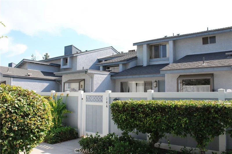 900 Sierra Madre #144, Azusa, CA 91702