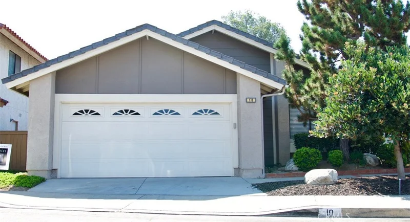 10 Charleston, Irvine, CA 92620
