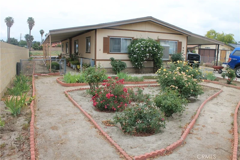 900 Dennis, San Jacinto, CA 92582