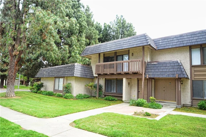 12335 Sunnycanyon, Cerritos, CA 90703