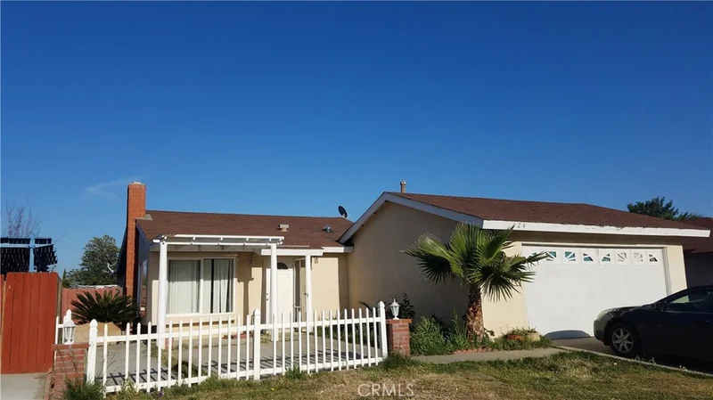 124 Massachusetts, Lake Elsinore, CA 92530