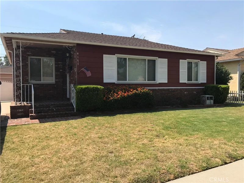 4167 Los Coyotes Diagonal, Lakewood, CA 90713