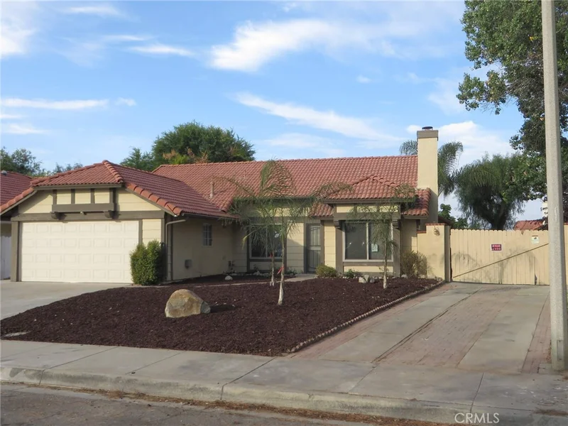 29672 Via Naravilla, Menifee, CA 92586