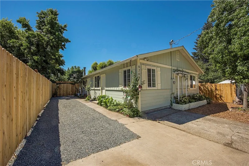 6209 4th, Lucerne, CA 95458