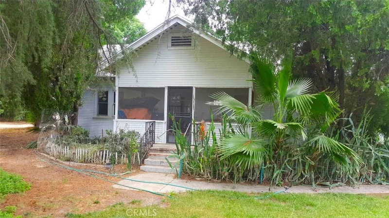 25593 1st, Hemet, CA 92544