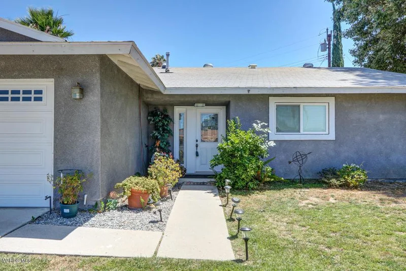 5216 Mildred, Simi Valley, CA 93063