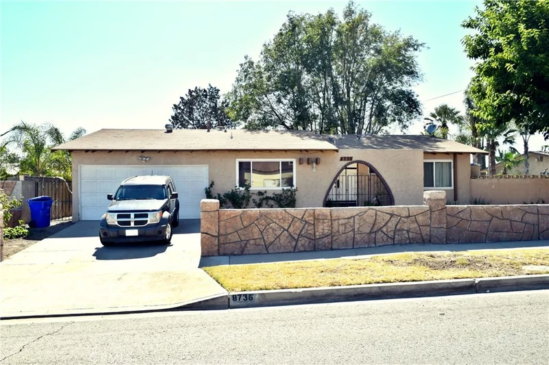 8736 Alder, Fontana, CA 92335