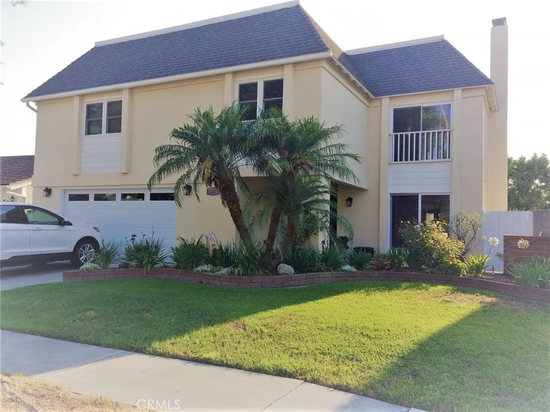 10271 Kings, Los Alamitos, CA 90720