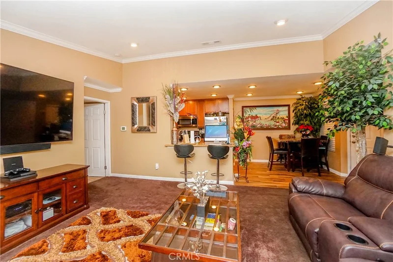 1015 Vista Del Cerro #204, Corona, CA 92879