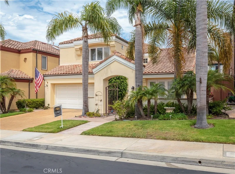 19025 Bayhill, Huntington Beach, CA 92648