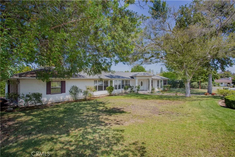 104 Miramonte, Fullerton, CA 92835