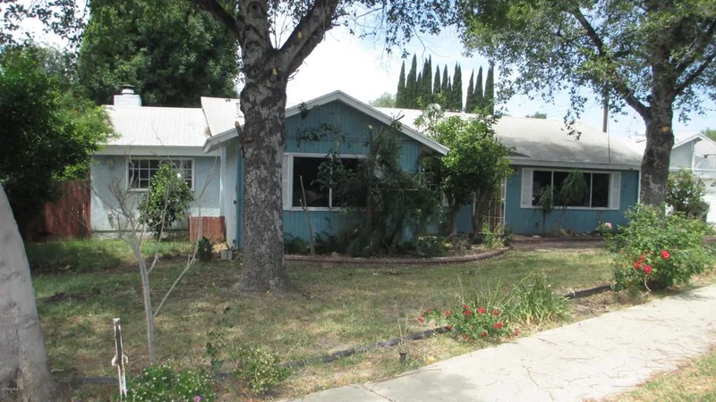 1179 Whitcomb, Simi Valley, CA 93065