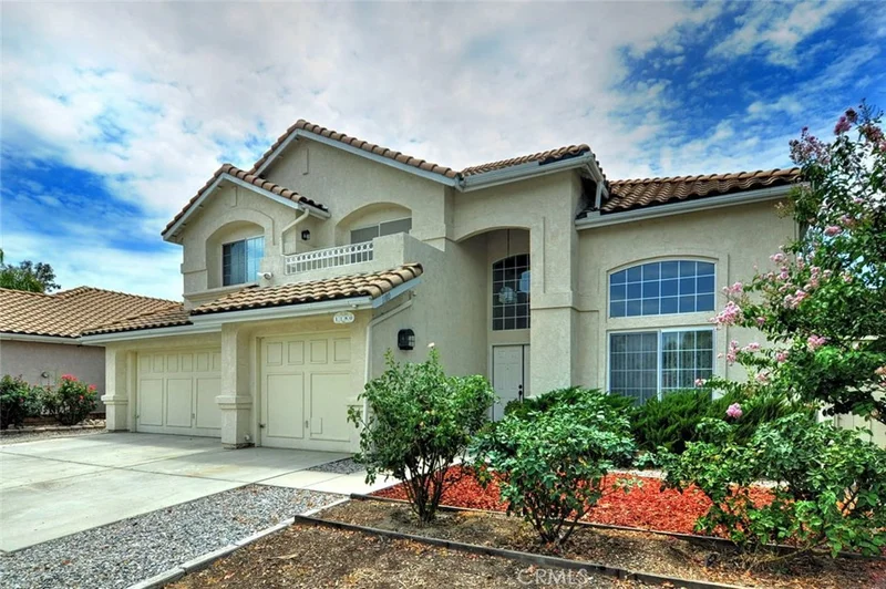 1180 Avenida Roundelay, San Jacinto, CA 92583