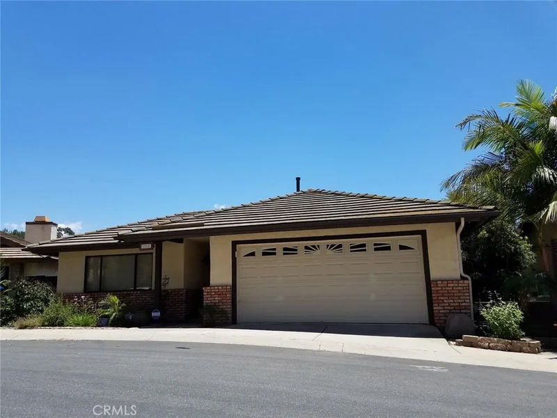 1865 Buckskin, Escondido, CA 92027