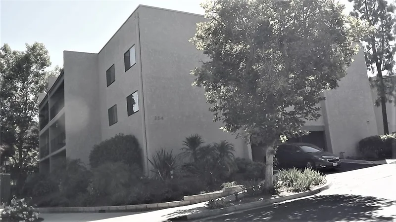 254 Fern #108, Redlands, CA 92373