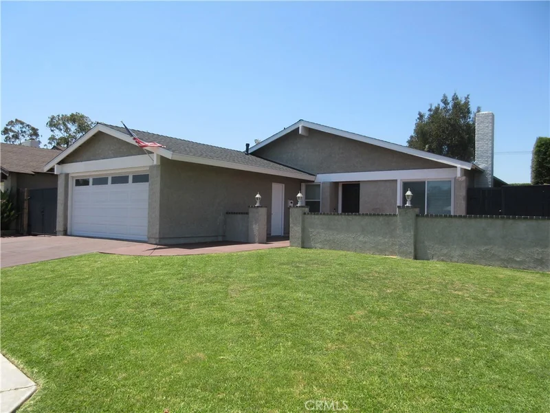 11529 Cozumel, Cypress, CA 90630