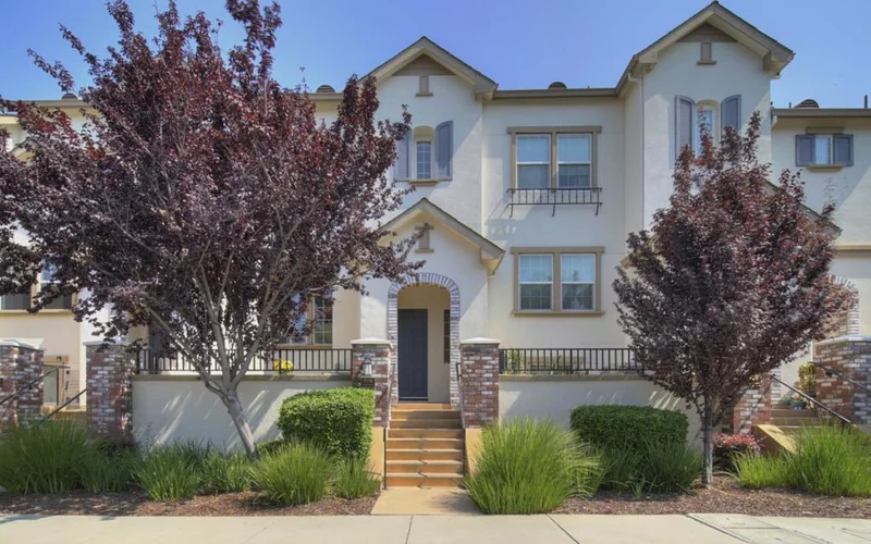 558 Molucca, Sunnyvale, CA 94089