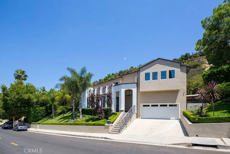 7923 Electra, Los Angeles, CA 90046