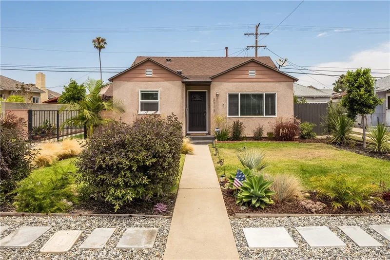 2713 154th, Gardena, CA 90249