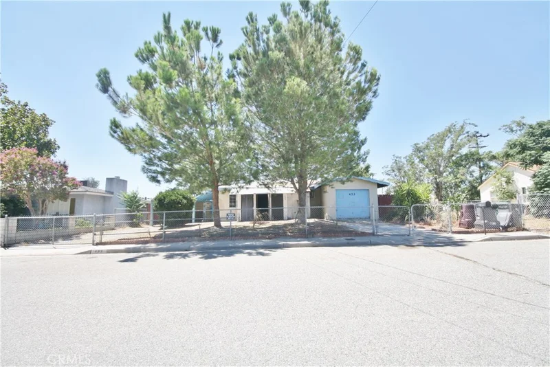 433 Florida, Banning, CA 92220