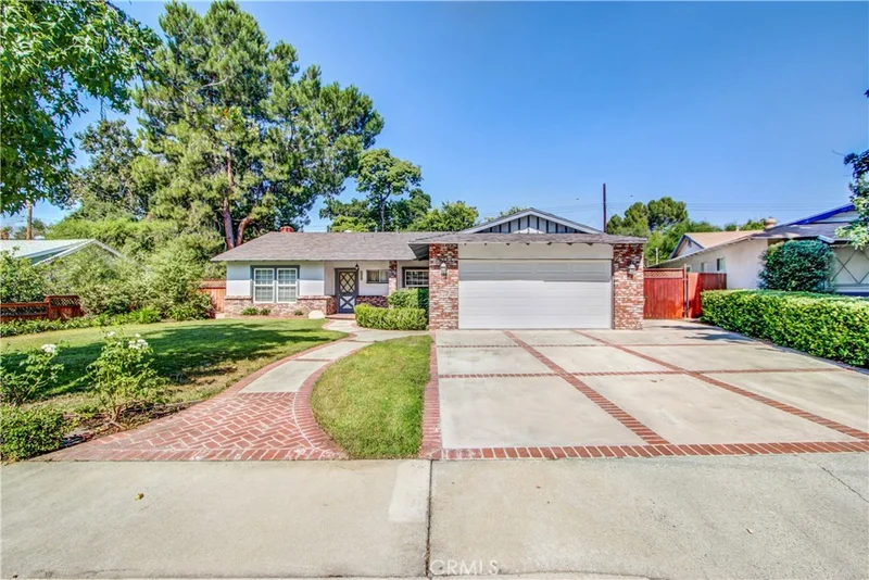 451 Cedar Crest, Claremont, CA 91711