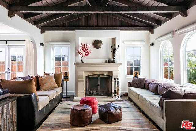 1028 Palms, Venice, CA 90291