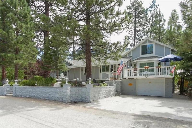 1179 Chickasaw, Fawnskin, CA 92333