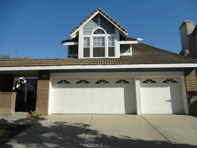 2720 Amber, Corona, CA 92882