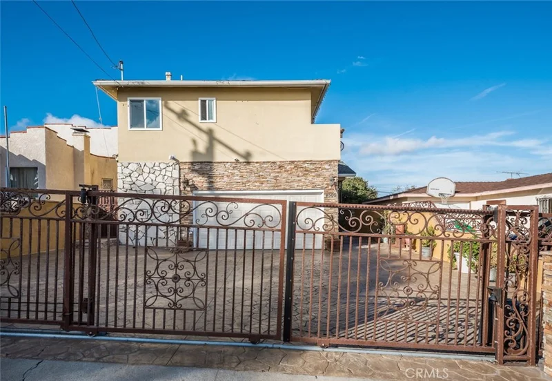 4505 135th, Hawthorne, CA 90250