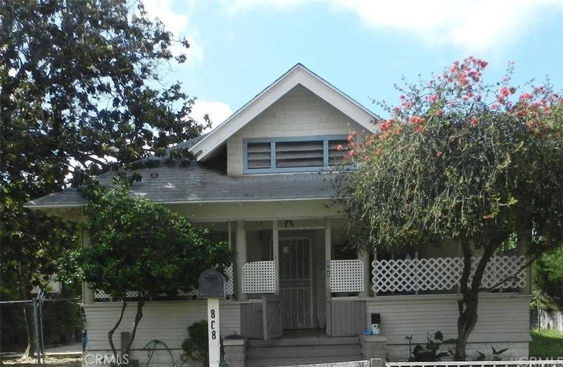 868 3rd, Pomona, CA 91766