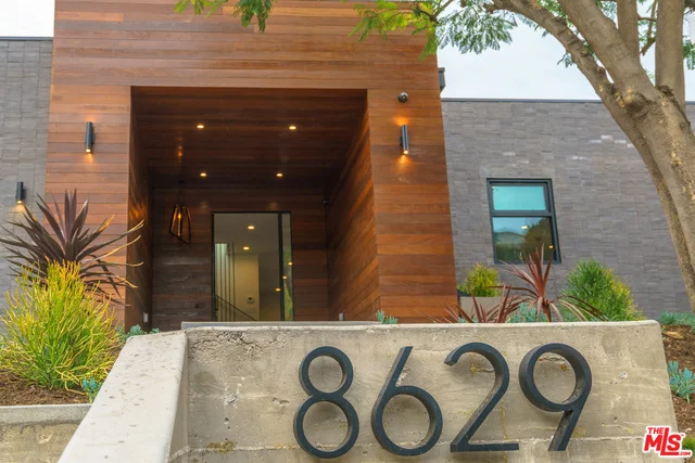 8629 Edwin, Los Angeles, CA 90046