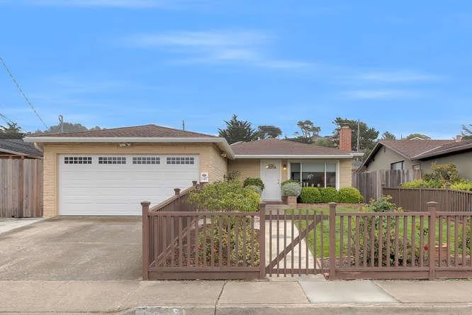 1127 Fernandez, Pacifica, CA 94044