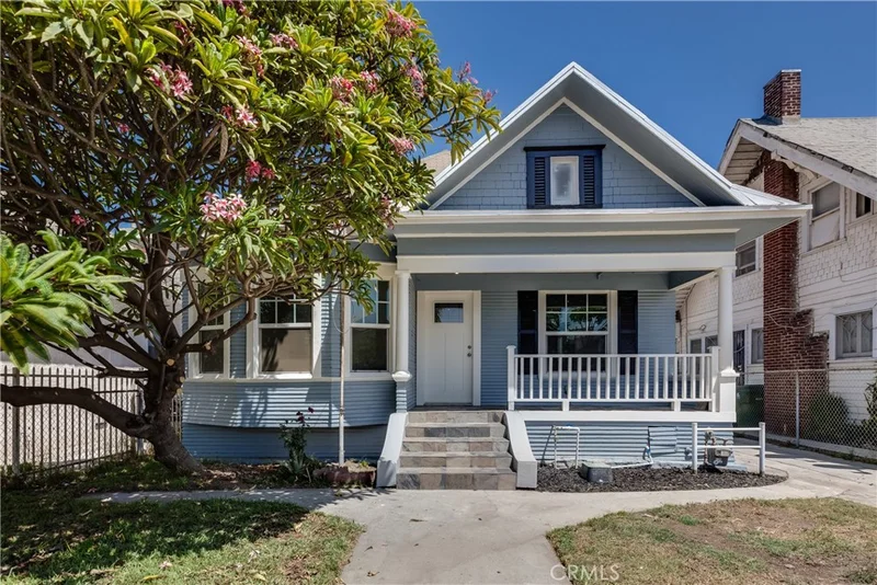 1183 Rolland Curtis, Los Angeles, CA 90037