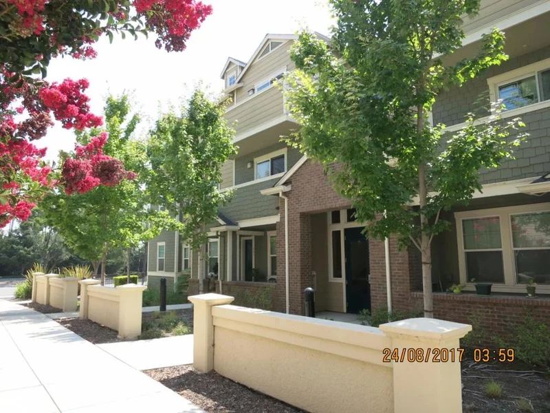 1037 Scotia #201, Sunnyvale, CA 94089