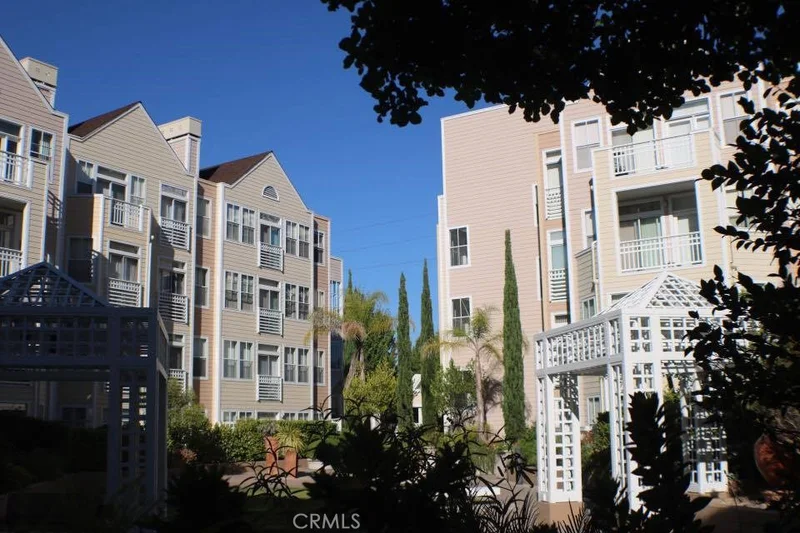 550 Ortega #A313, Mountain View, CA 94040
