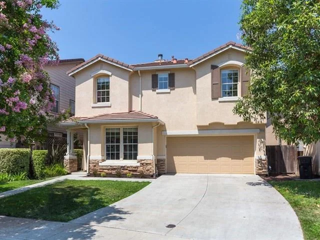 5562 Farmhouse, San Jose, CA 95123