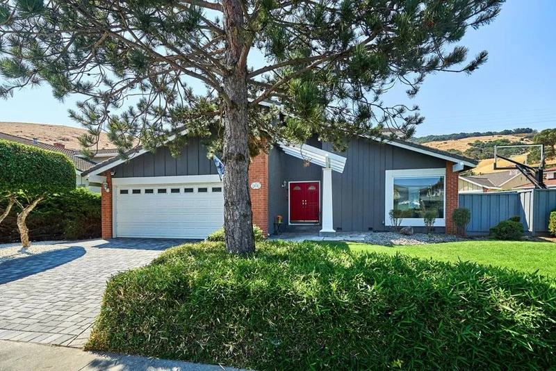 414 Beckham, San Jose, CA 95123