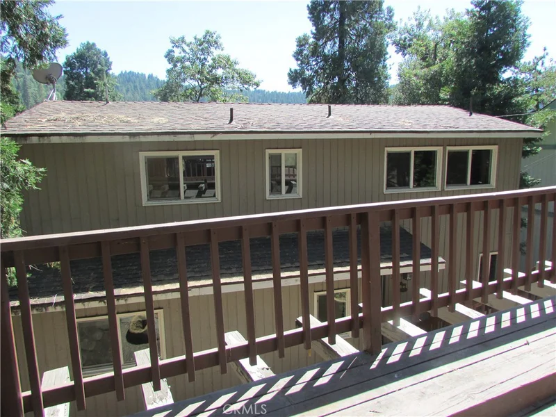 1050 Arbula, Crestline, CA 92325