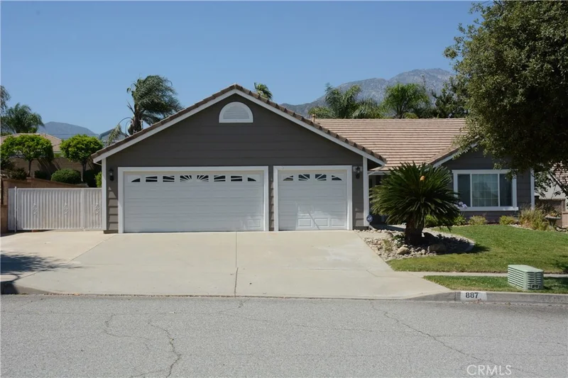 887 Driftwood, Upland, CA 91784