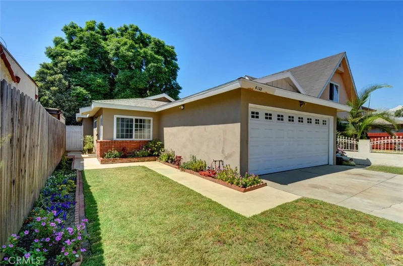 6133 John, Long Beach, CA 90805