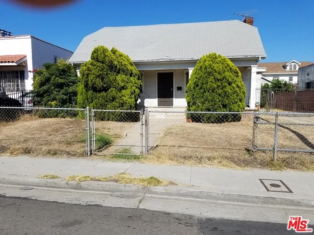 1024 Kenmore, Los Angeles, CA 90029